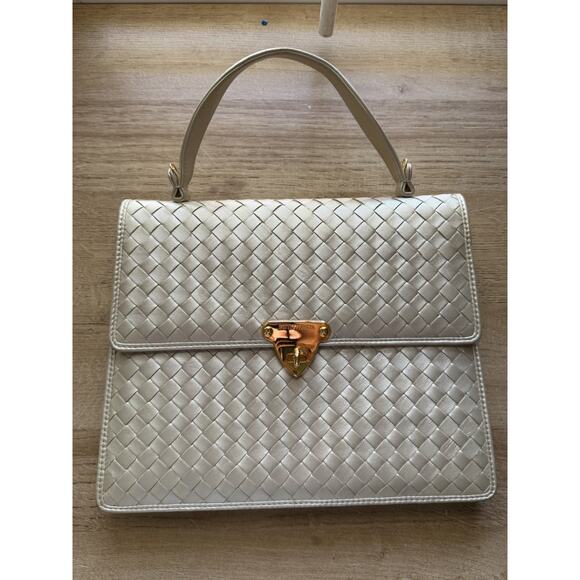 Bottega Veneta Handbags - Bottega Veneta Rare‎ Vintage Intrecciato Top Handle Kelly Handbag Off White